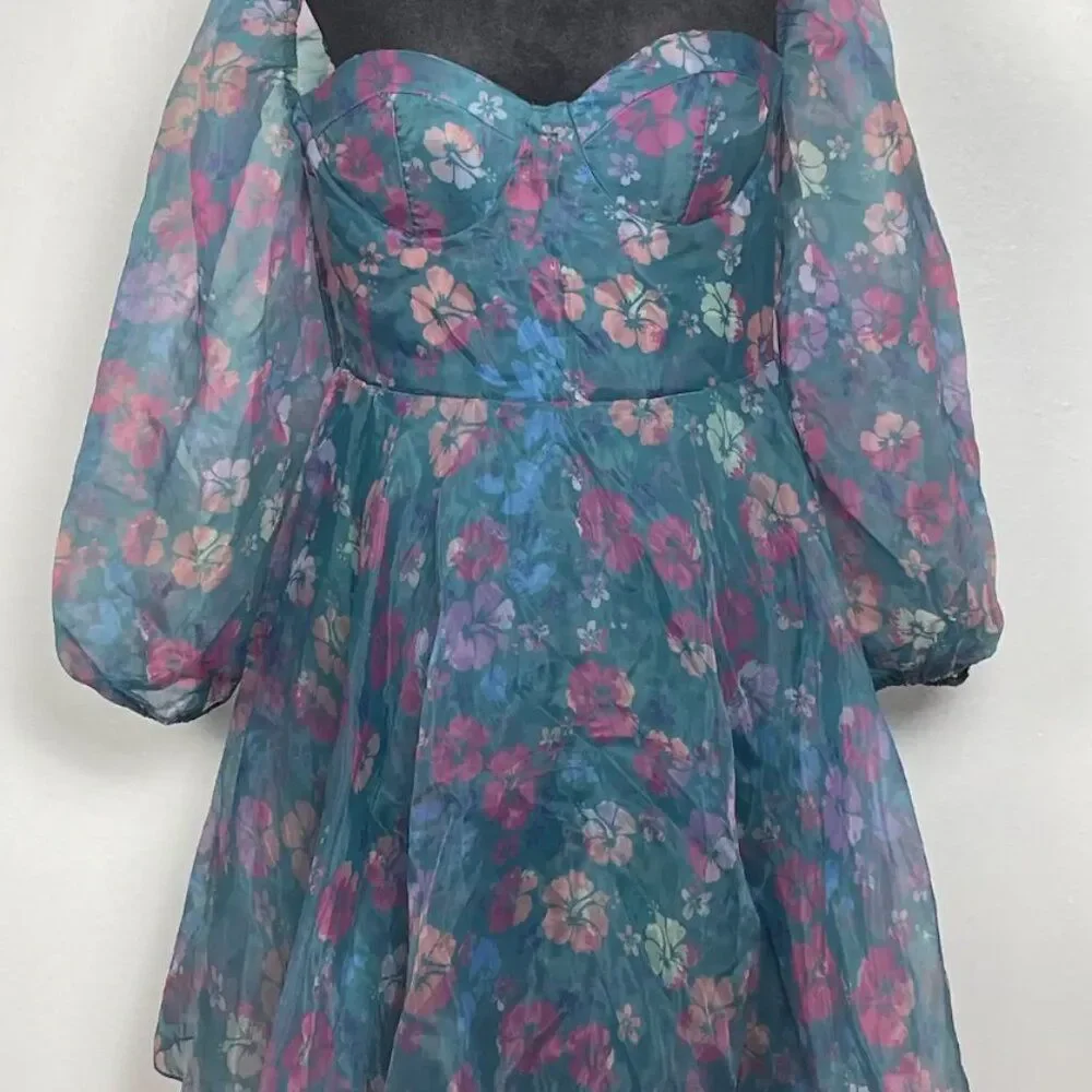 Selkie-Inspired Floral Organza Dress with Puff Sleeves - Picture 4 of 5